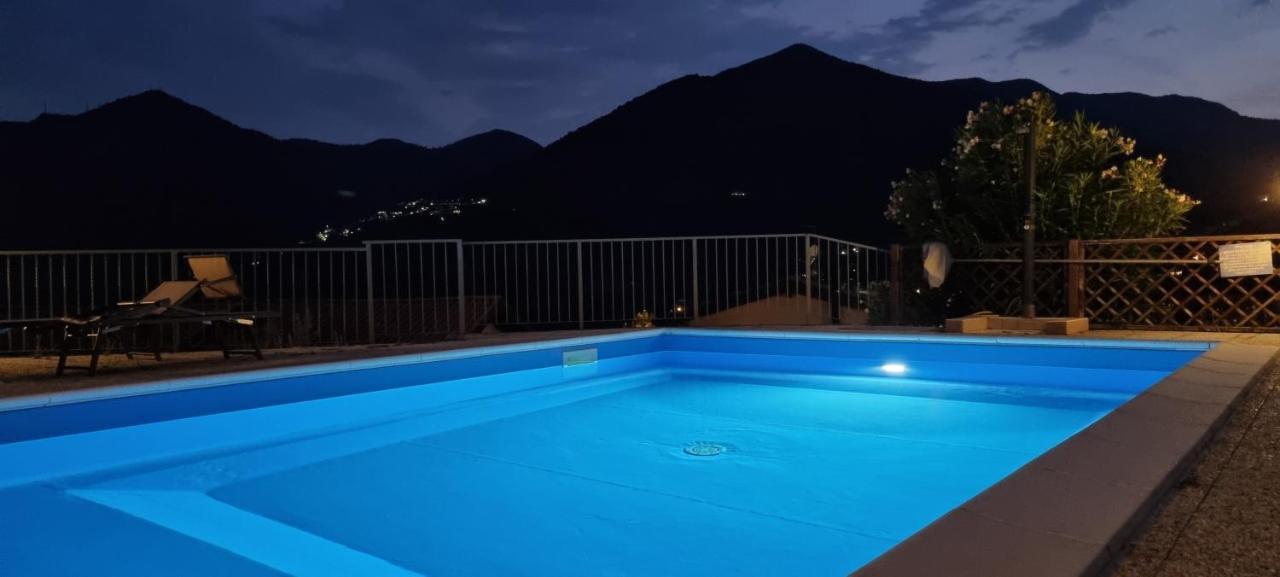 Happy Guest Apartments - Lake Panorama & Pool Riva di Solto Exteriör bild
